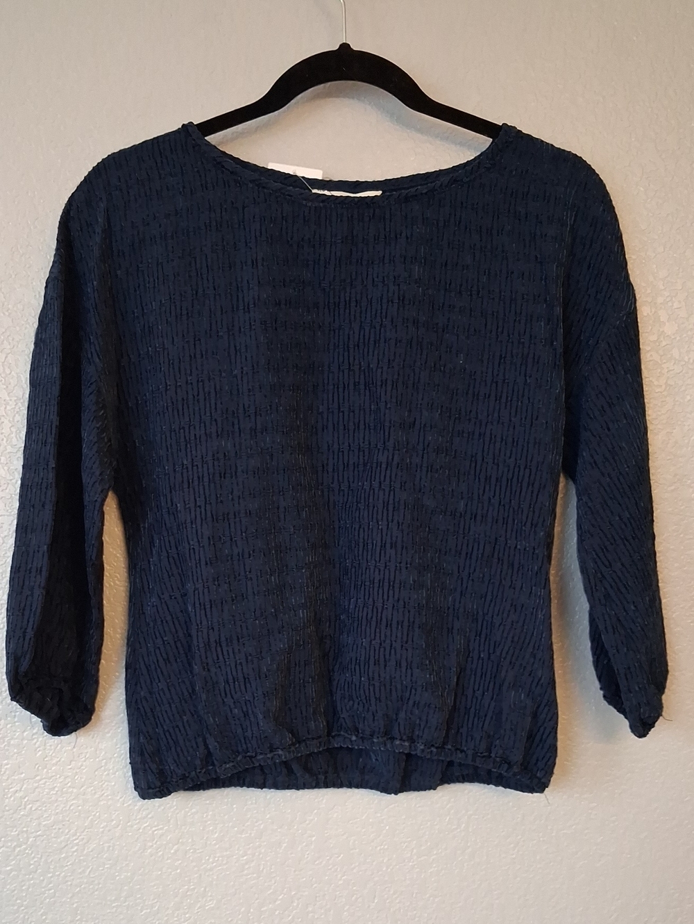 Max Studio Navy Textured Crewneck Pullover